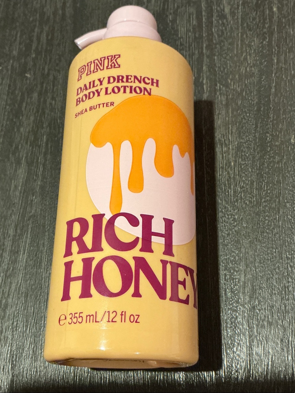 PINK Victoria's Secret Rich Honey Daily Drench Body Lotion — Yellow & Pink